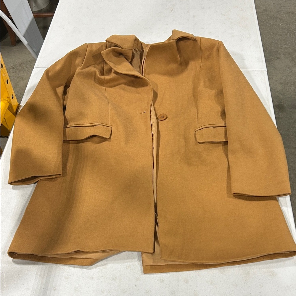 Women's Tan Coat
